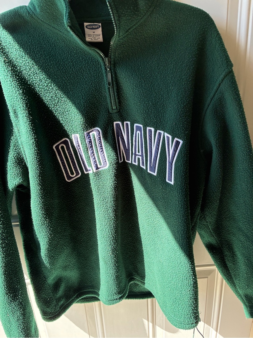 Old Navy Men's Dark Green Half-Zip Fleece Pullover with Navy Logo